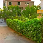 Appartement Double Bedroom No 16, First Row By The Sea, House Ana *