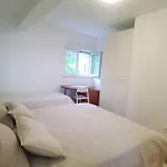Appartement Double Bedroom No 16, First Row By The Sea, House Ana