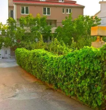Appartamento Double Bedroom No 16, First Row By The Sea, House Ana *