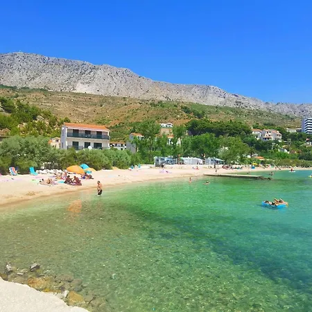 Apartman Double Bedroom No 16, First Row By The Sea, House Ana Duce