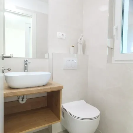 Double Bedroom No 16, First Row By The Sea, House Ana * Duće