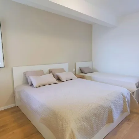 Appartamento Double Bedroom No 16, First Row By The Sea, House Ana