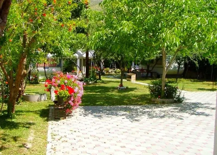 Apartman Double Bedroom No 16, First Row By The Sea, House Ana Duce