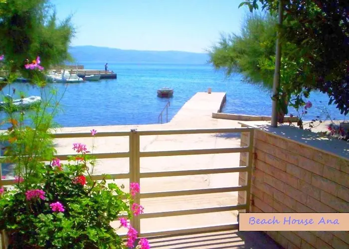 Double Bedroom No 16, First Row By The Sea, House Ana Duce