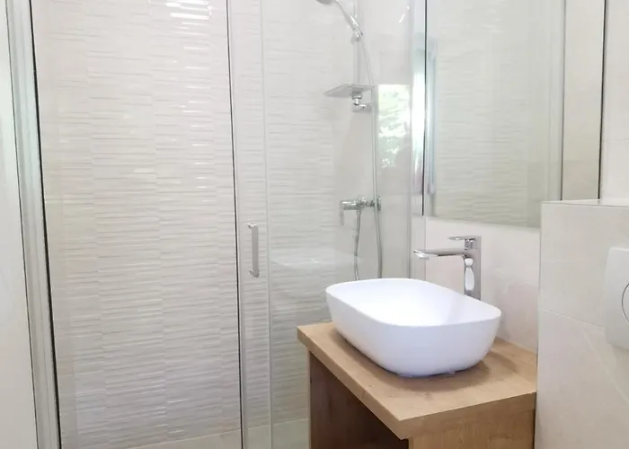 Double Bedroom No 16, First Row By The Sea, House Ana Apartman *